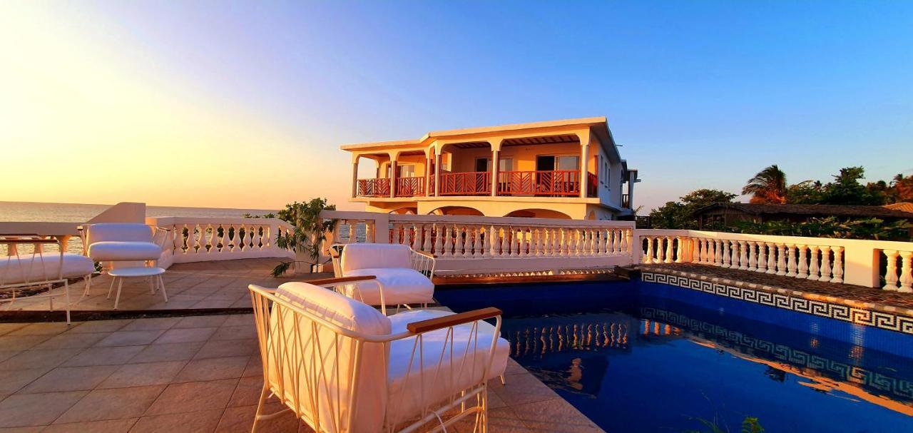 Al Camar Lodge Ndzaouze Exterior photo